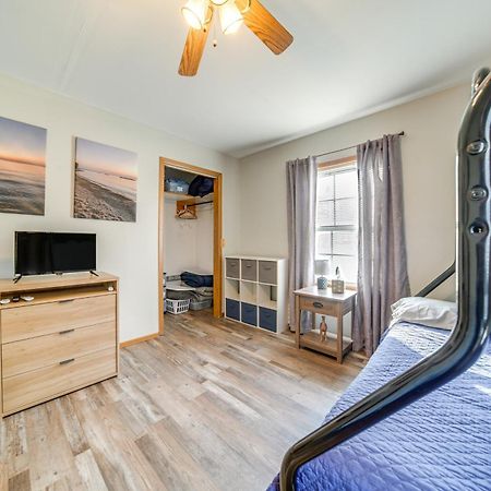 Family-Friendly Hideaway Near Presque Isle! Erie Exterior foto
